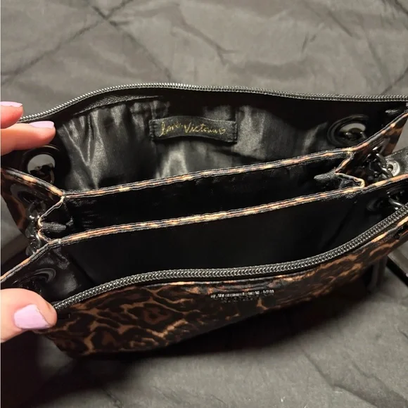 Victoria’s Secret Cheetah Print Purse - Picture 7 of 10